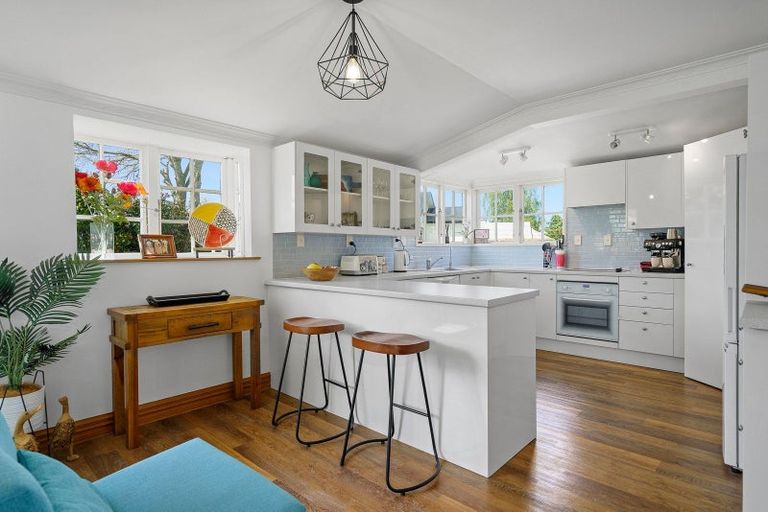 Photo of property in 16 Cowley Drive, Leamington, Cambridge, 3432