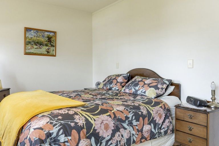 Photo of property in 2/8 Kinder Street, Acacia Bay, Taupo, 3330