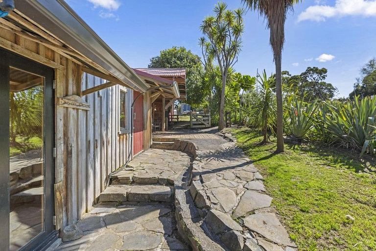 Photo of property in 5 Te Whare Hauora Place, Raglan, 3225