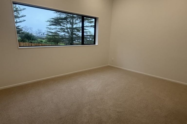 Photo of property in 4/25 Hutchinson Avenue, New Lynn, Auckland, 0600