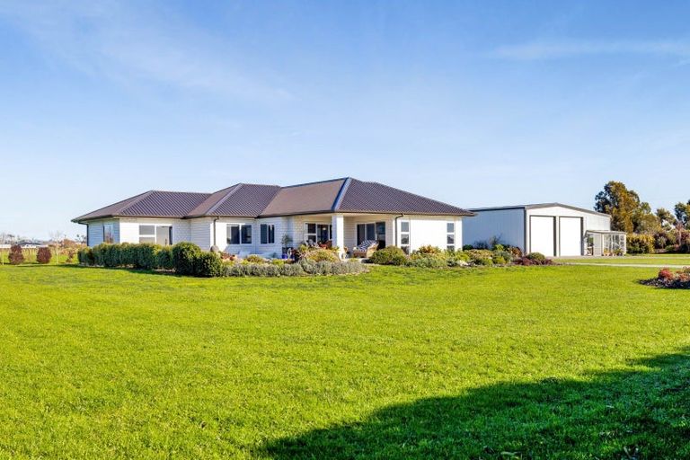 Photo of property in 60 Turangi Road, Motunui, Waitara, 4383