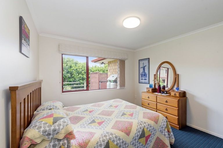 Photo of property in 88 Pukenamu Road, Te Horo, Otaki, 5581