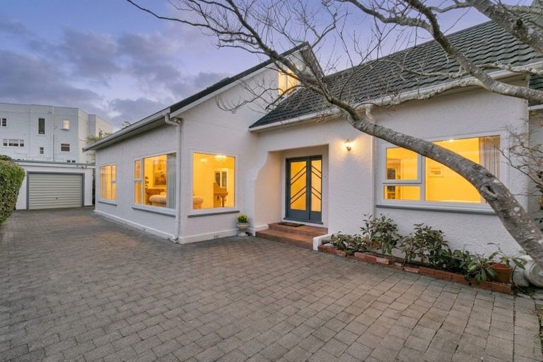 Photo of property in 8 Walmer Street, Hataitai, Wellington, 6021