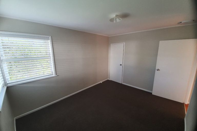 Photo of property in 5 Okataina Street, Pakuranga Heights, Auckland, 2010