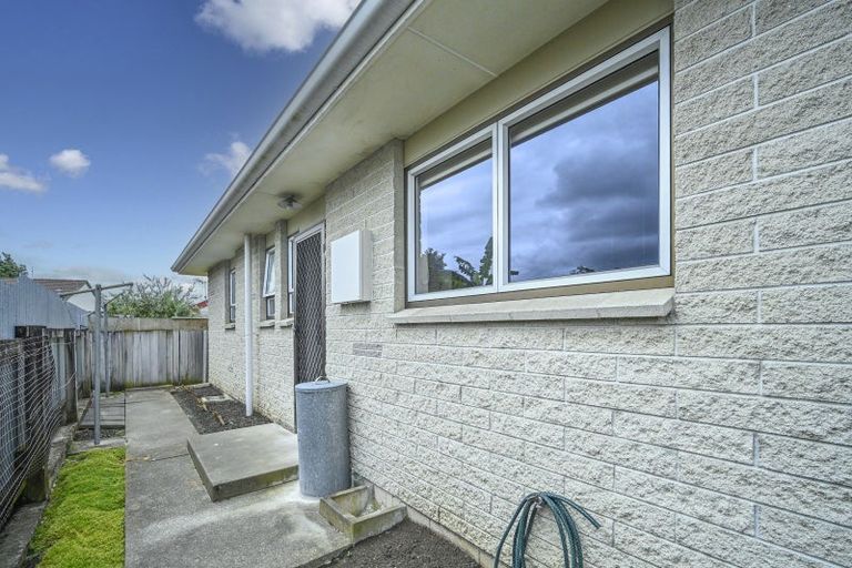 Photo of property in 2/408 Mclean Street, Saint Leonards, Hastings, 4120