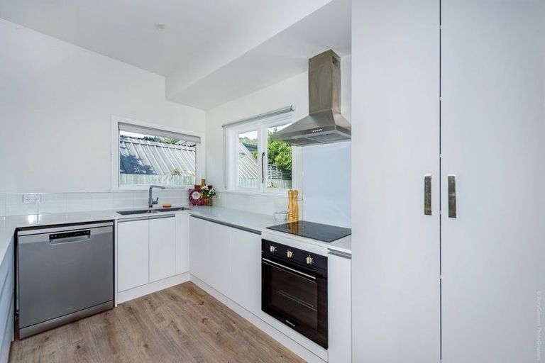 Photo of property in 44 Centaurus Road, Cashmere, Christchurch, 8022