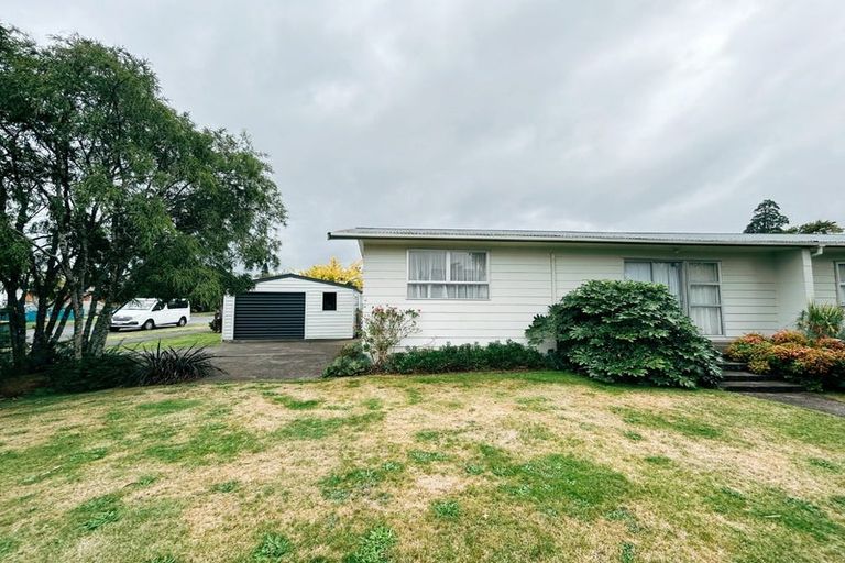 Photo of property in 4a Hibiscus Avenue, Hamilton Lake, Hamilton, 3204