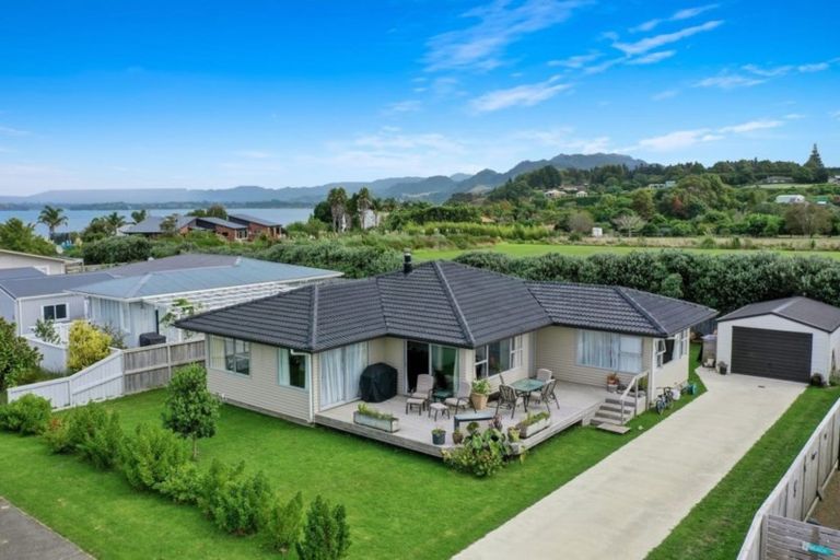 Photo of property in 8 Sandleigh Drive, Athenree, Katikati, 3177