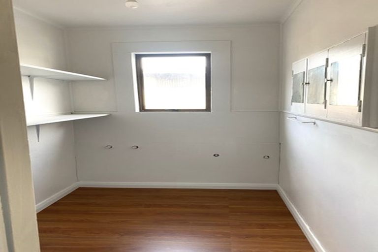 Photo of property in 12 Kent Street, Picton, 7220