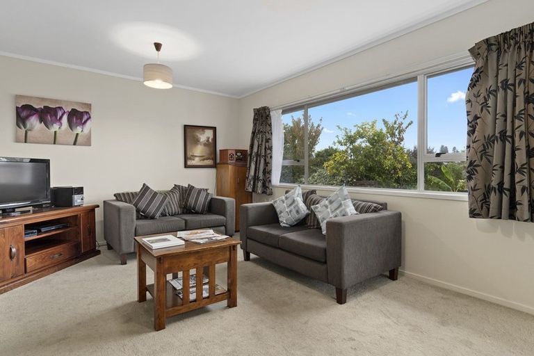 Photo of property in 140 Kingswood Road, Brookfield, Tauranga, 3110