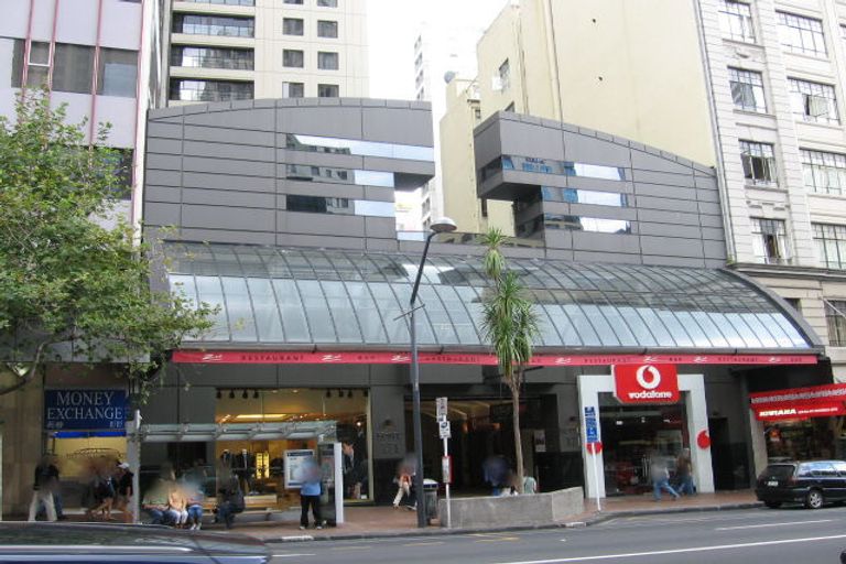 Photo of property in City Life Apartments, 308/171 Queen Street, Auckland Central, Auckland, 1010
