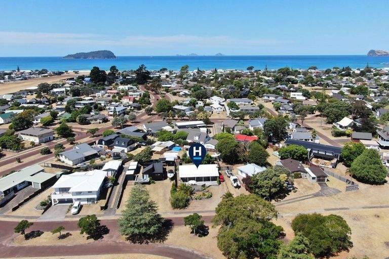 Photo of property in 9 Coronation Row, Pauanui, Hikuai, 3579