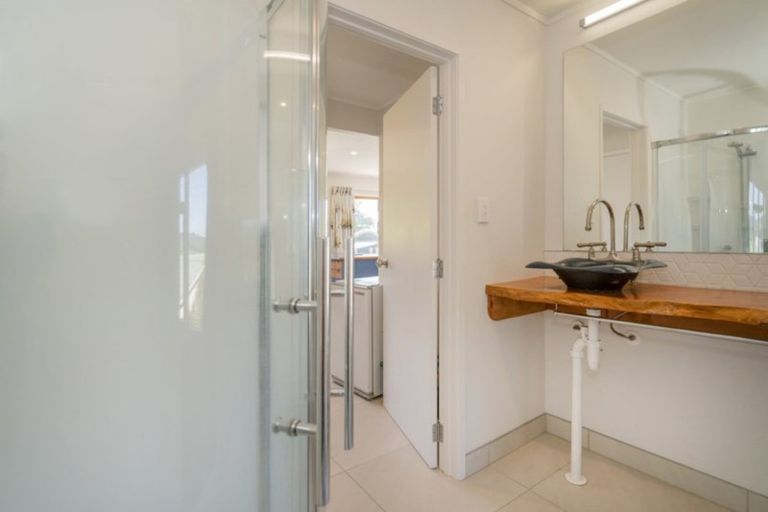 Photo of property in 87 Grange Road, Hahei, Whitianga, 3591