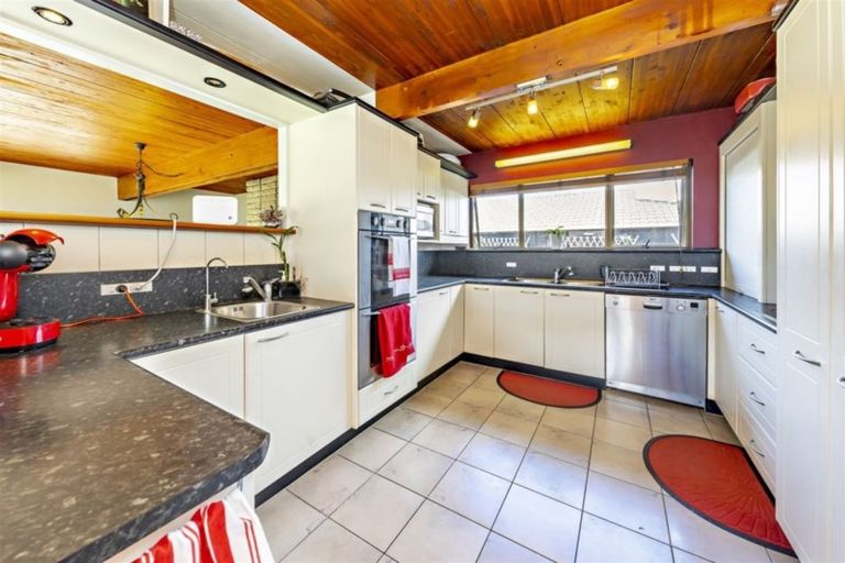 Photo of property in 72 Motatau Road, Papatoetoe, Auckland, 2025