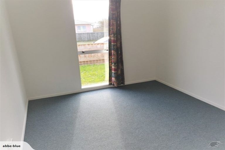 Photo of property in 21 Solway Street, Levin, 5510