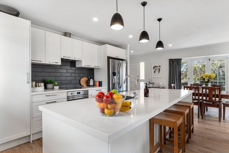 Photo of property in 139 Hinewa Road, Otumoetai, Tauranga, 3110