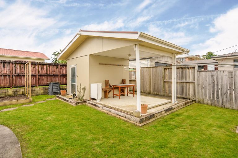 Photo of property in 38 Bank Street, Morrinsville, 3300