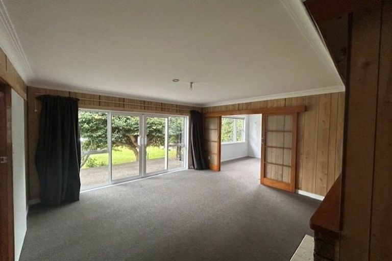 Photo of property in 20 Bartholomew Road, Levin, 5510