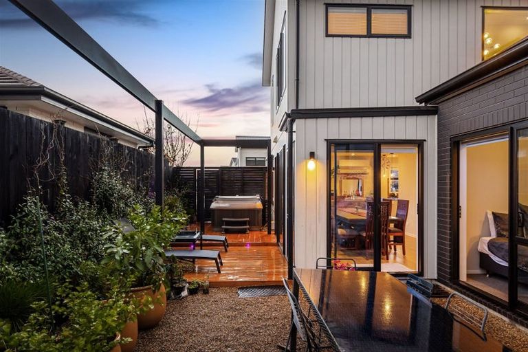 Photo of property in 3 Podgora Avenue, Kumeu, 0810