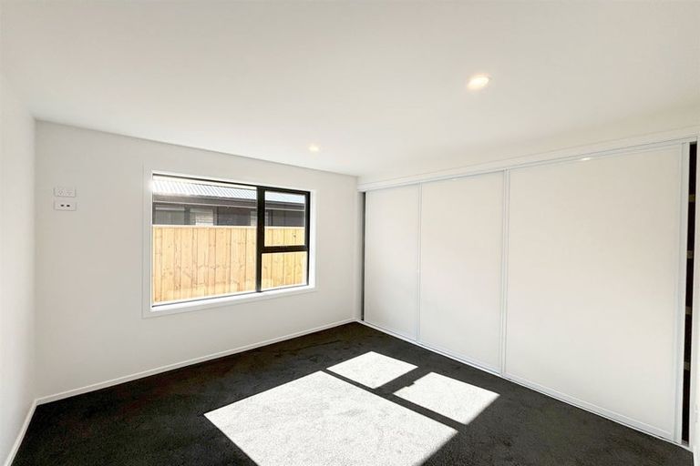 Photo of property in 30 Stackwood Avenue, Woodend, 7691