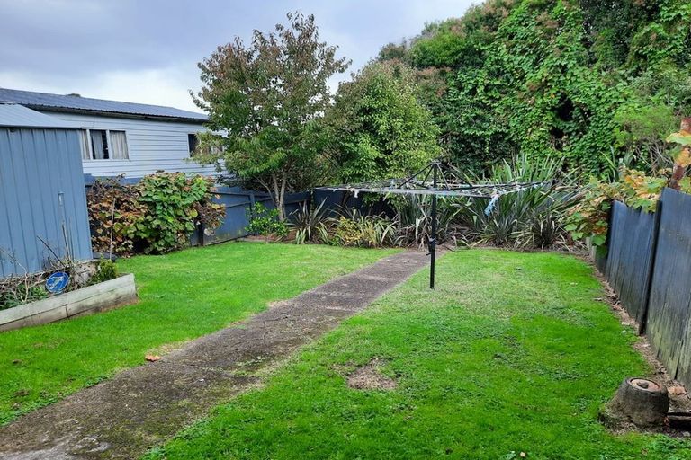 Photo of property in 2/25 Commercial Road, Grey Lynn, Auckland, 1021