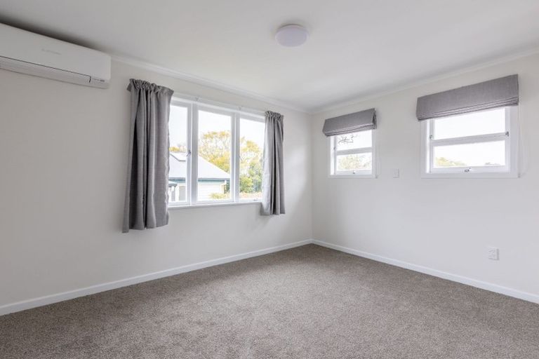 Photo of property in 70 Hillcrest Avenue, Hillcrest, Auckland, 0627