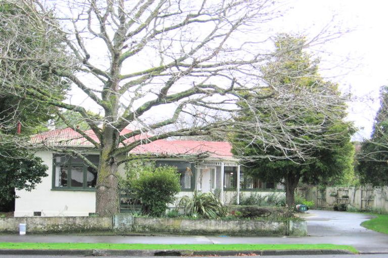Photo of property in 44 Manawatu Street, Hokowhitu, Palmerston North, 4410