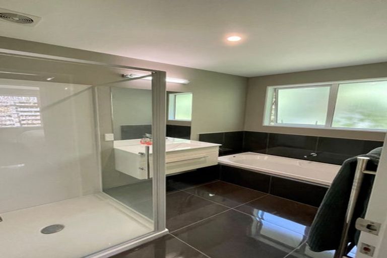 Photo of property in 92 Bowenvale Avenue, Cashmere, Christchurch, 8022