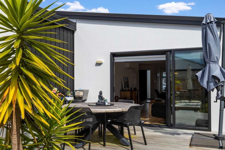 Photo of property in 73 Pasture Way, Papamoa, 3118