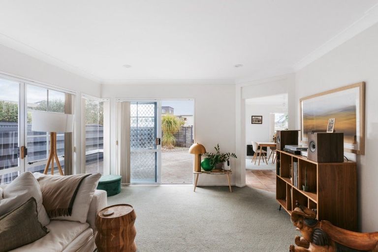 Photo of property in 23a Sunbrae Grove, Mount Maunganui, 3116