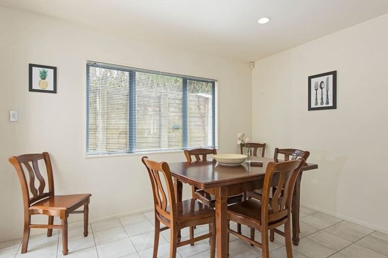 Photo of property in 114 Astley Avenue, New Lynn, Auckland, 0600