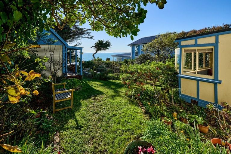 Photo of property in 43 Haunui Road, Pukerua Bay, 5026