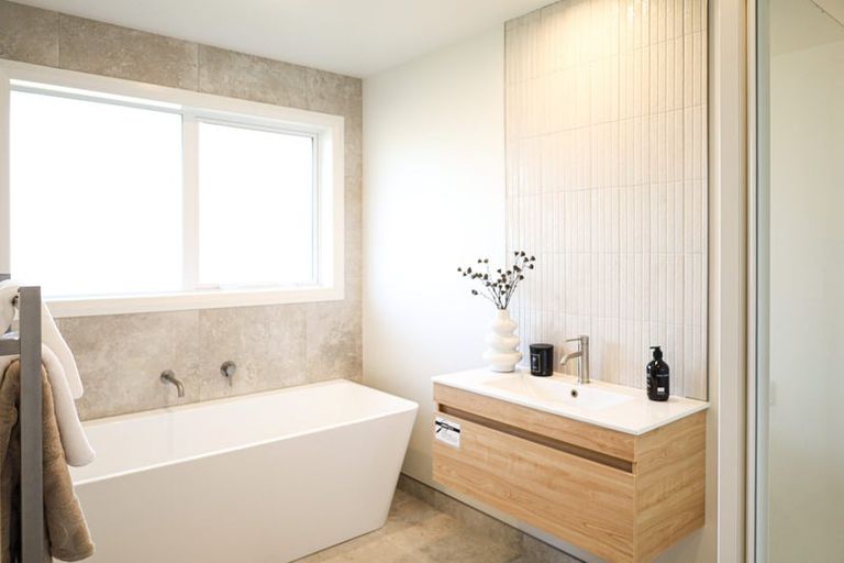 Photo of property in 40 James Line, Kelvin Grove, Palmerston North, 4414