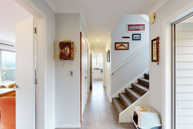 Photo of property in 15 Monteith Grove, Brooklyn, Wellington, 6021