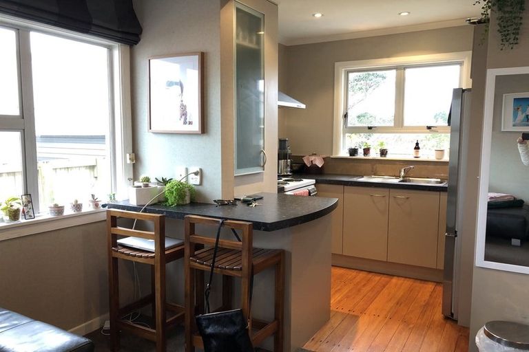 Photo of property in 417 Carrington Street, Upper Vogeltown, New Plymouth, 4310