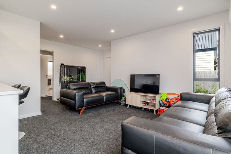 Photo of property in 83 Victoria Avenue, Palmerston North, 4410