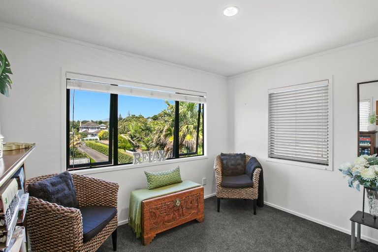 Photo of property in 46 Whiteley Street, Moturoa, New Plymouth, 4310