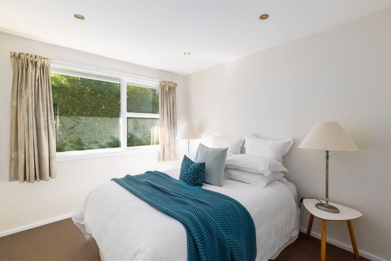 Photo of property in 9 Bayview Place, Cass Bay, Lyttelton, 8082