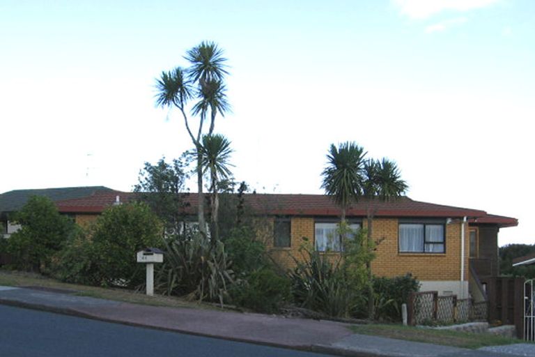 Photo of property in 168 Wiseley Road, West Harbour, Auckland, 0618