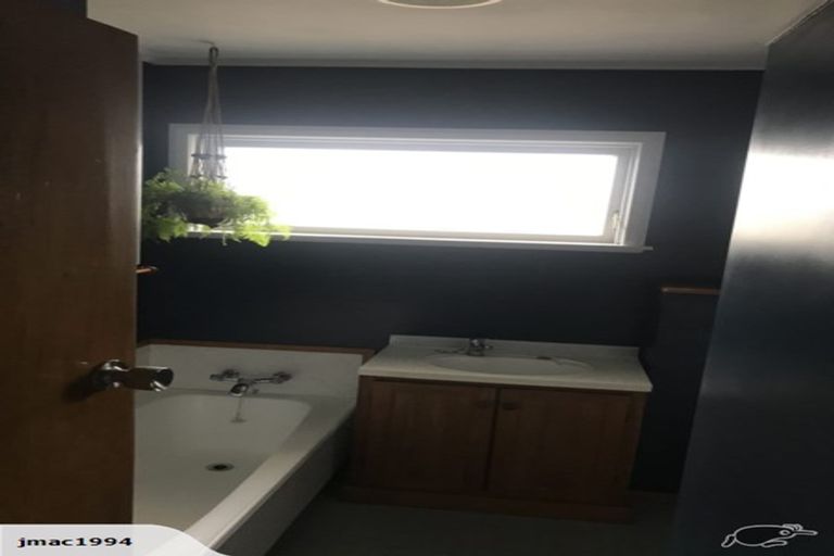 Photo of property in 19 Kimball Place, Johnsonville, Wellington, 6037