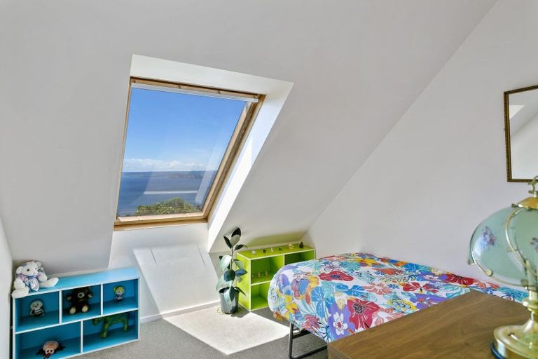 Photo of property in 21 Parerohi Grove, Kuratau, Turangi, 3381