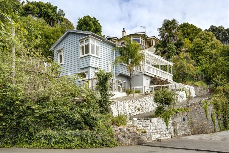 Photo of property in 1 Cathedral Lane, Napier South, Napier, 4110