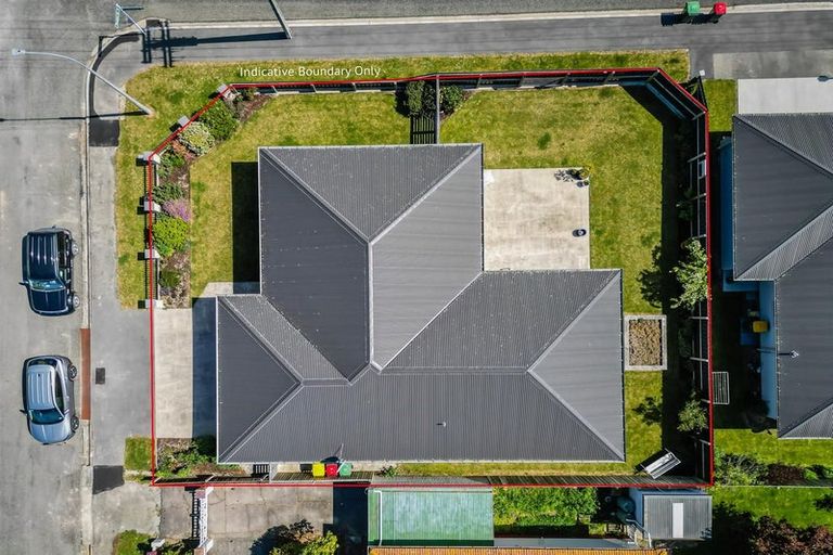 Photo of property in 36 Rhodes Street, Waimate, 7924