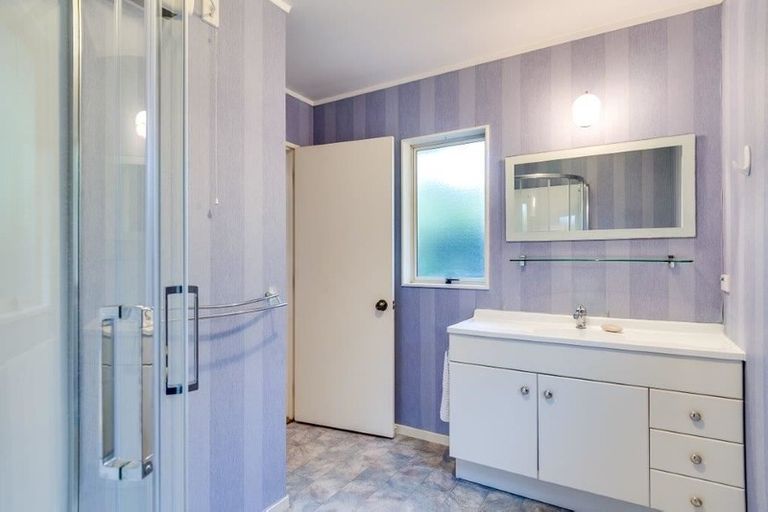 Photo of property in 6a Busby Place, Havelock North, 4130