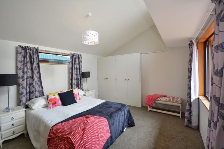 Photo of property in 54 Kinmont Crescent, Kinmont Park, Mosgiel, 9024