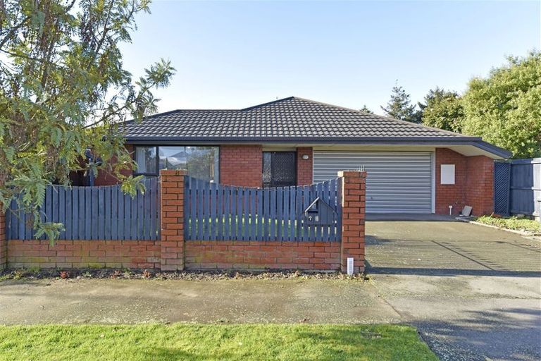 Photo of property in 78 Isleworth Road, Bishopdale, Christchurch, 8053