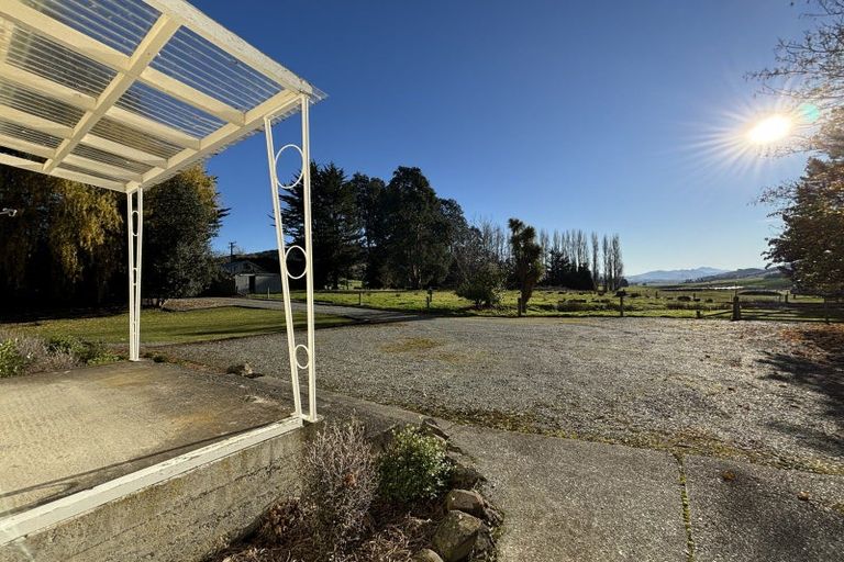 Photo of property in 563 Caroline Valley Road, Caroline, Dipton, 9791