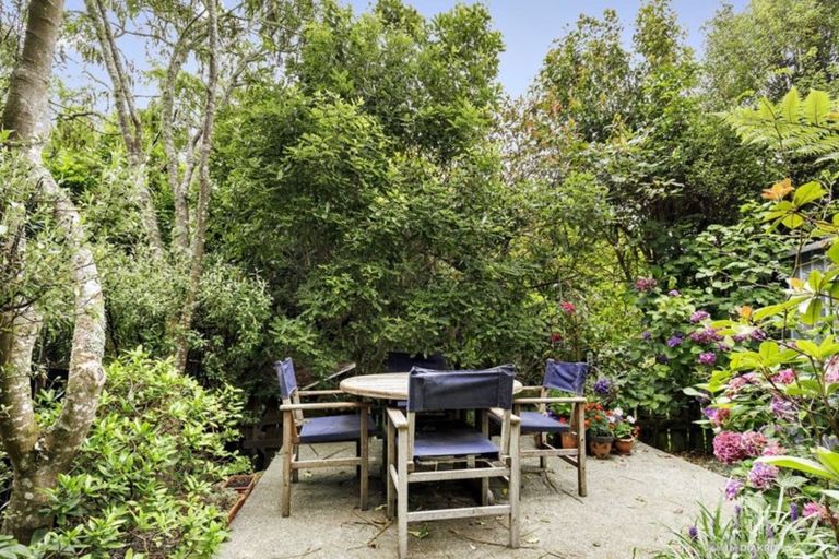 Photo of property in 15b Perth Street, Ngaio, Wellington, 6035