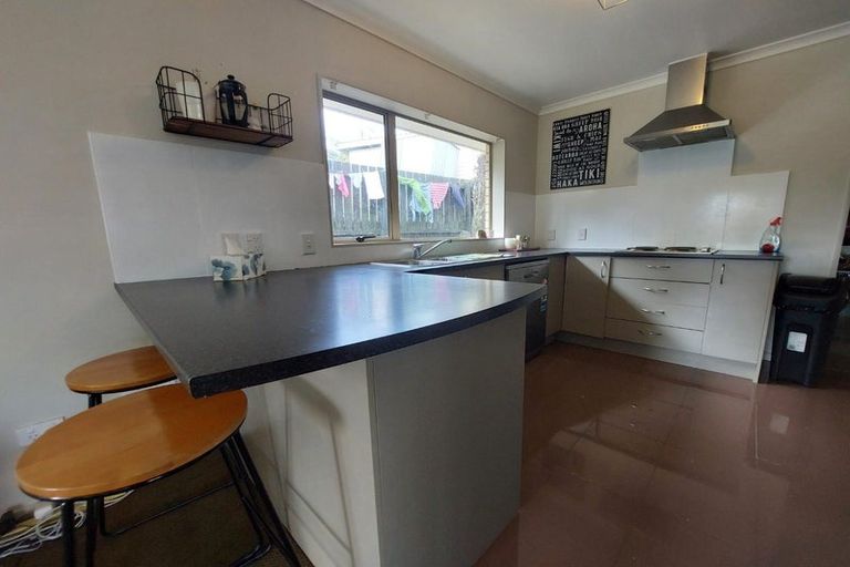 Photo of property in 44a Crossandra Drive, Mangere, Auckland, 2022