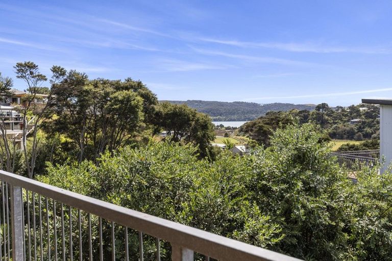 Photo of property in 21 Seabreeze Way, Raglan, 3225